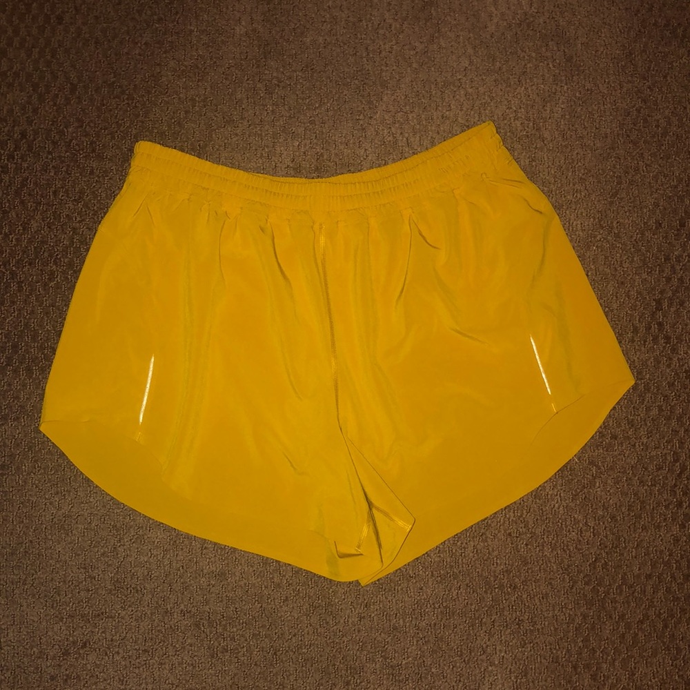 LULULEMON Always Airy Run Shorts size 12